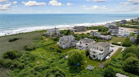 7 Rosebriar Avenue South Kingstown RI 02879