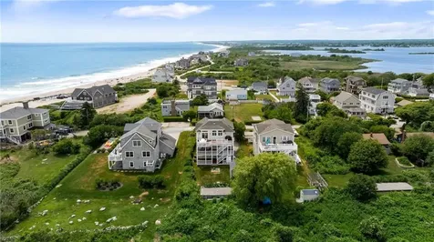 7 Rosebriar Avenue South Kingstown RI 02879