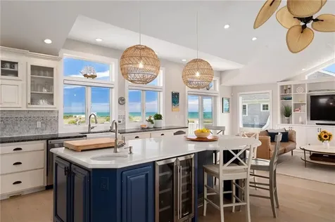 7 Rosebriar Avenue South Kingstown RI 02879