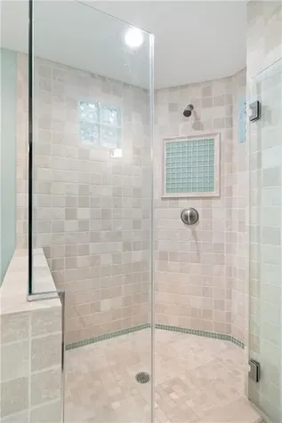 7 Rosebriar Avenue South Kingstown RI 02879