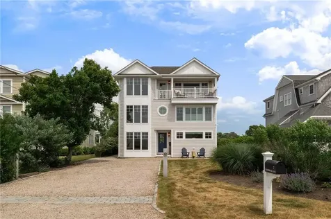7 Rosebriar Avenue South Kingstown RI 02879