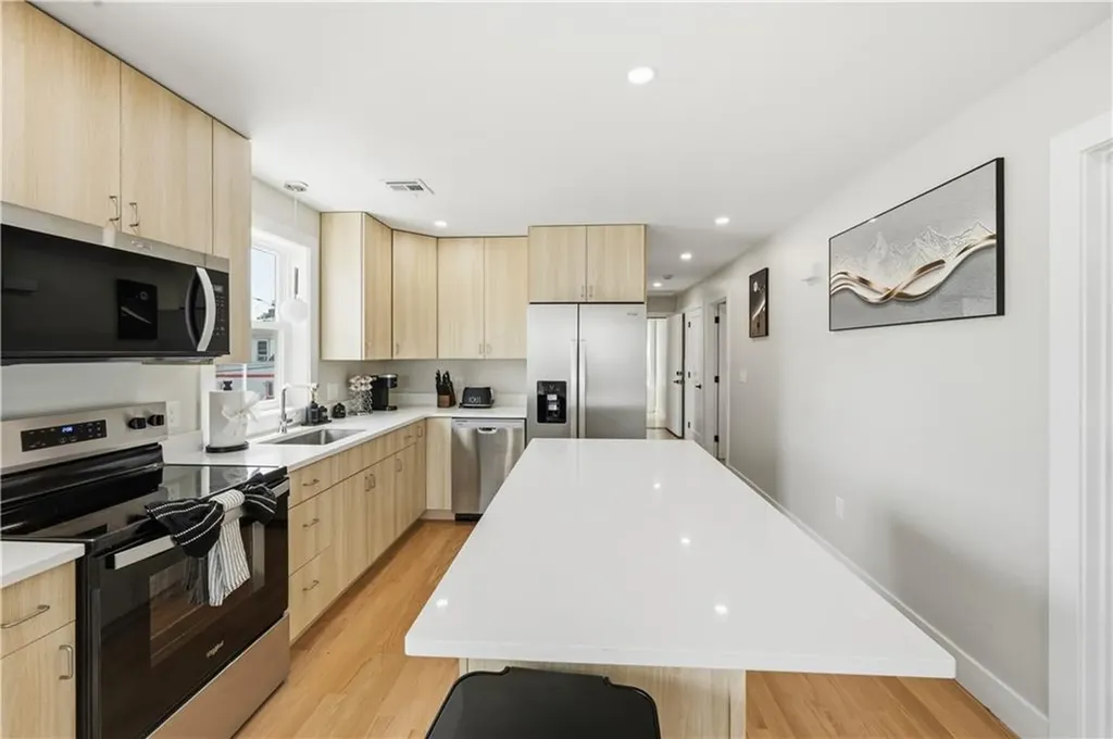 160 Cumberland Street Providence RI 02908