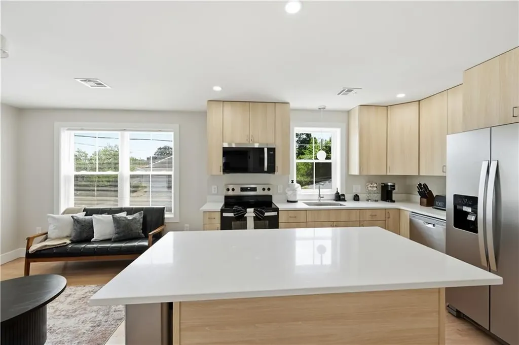 160 Cumberland Street Providence RI 02908