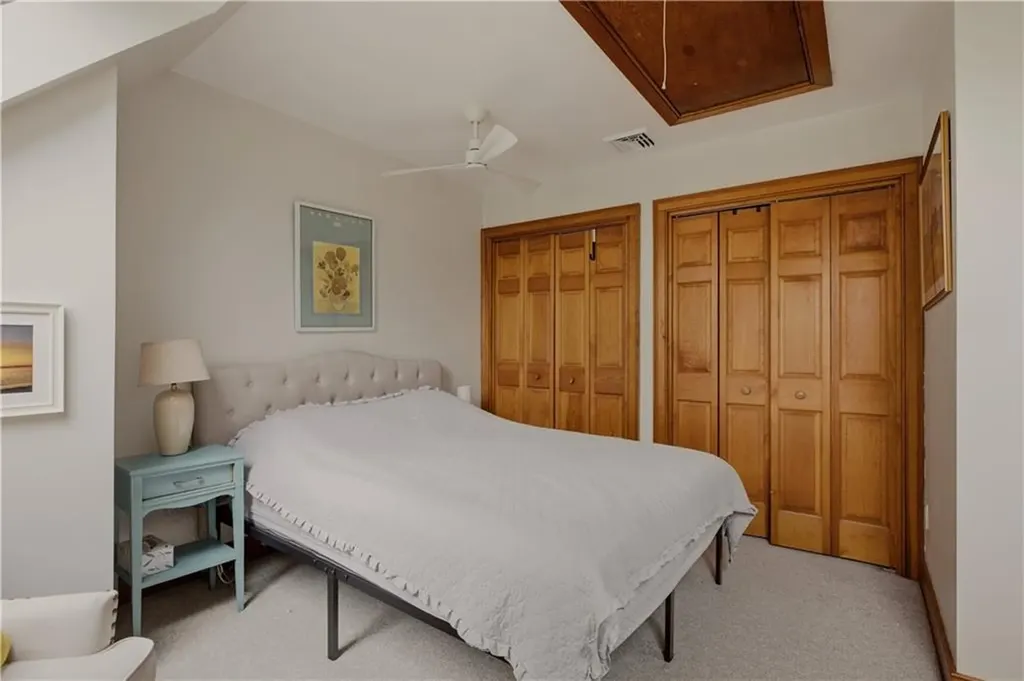 158 Narragansett Avenue Newport RI 02840