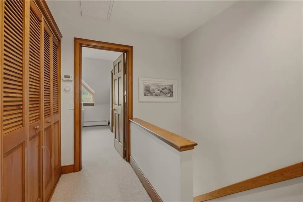 158 Narragansett Avenue Newport RI 02840