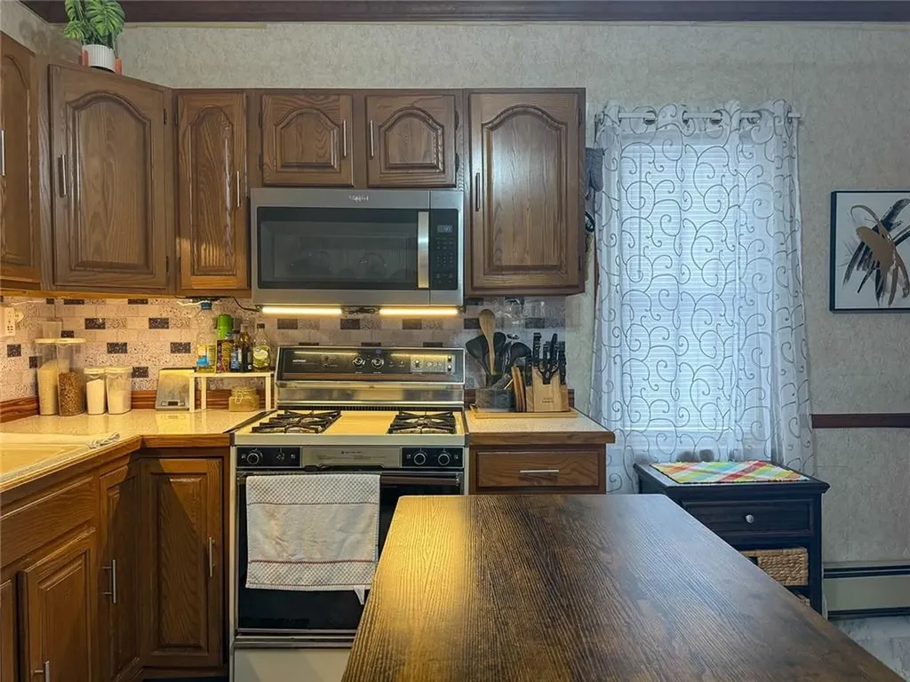 65 Bellingham Street Woonsocket RI 02895
