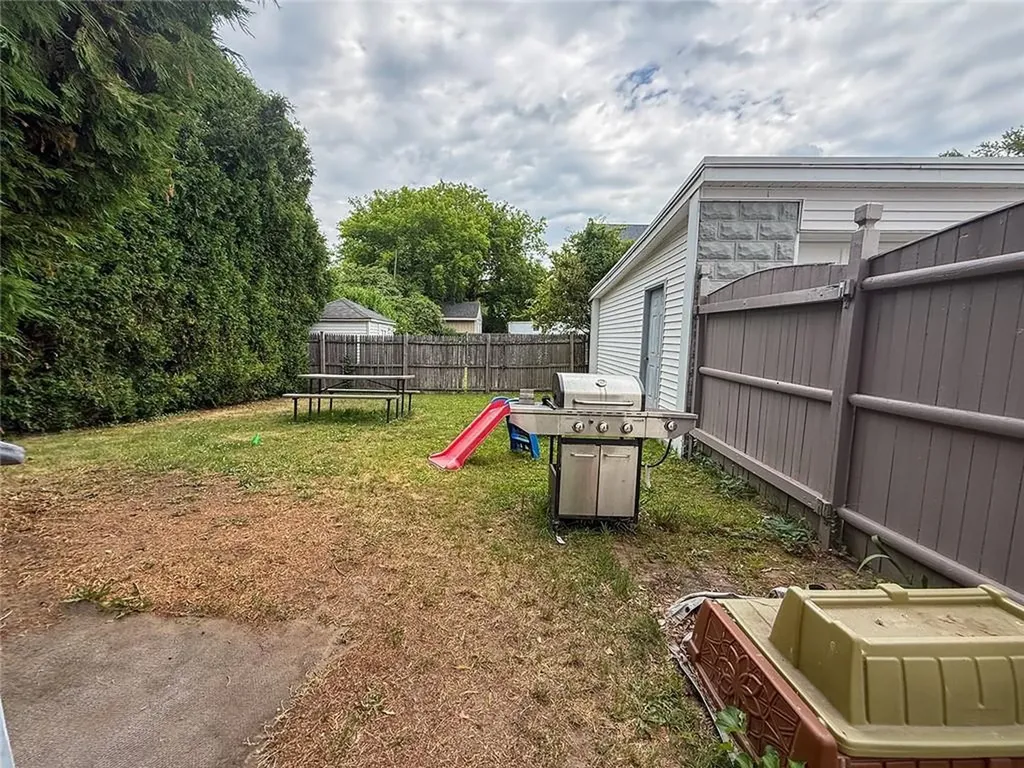65 Bellingham Street Woonsocket RI 02895