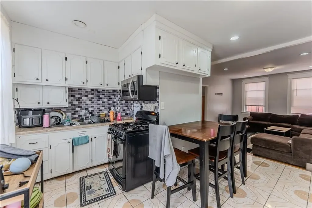 91 Berkshire Street Providence RI 02908