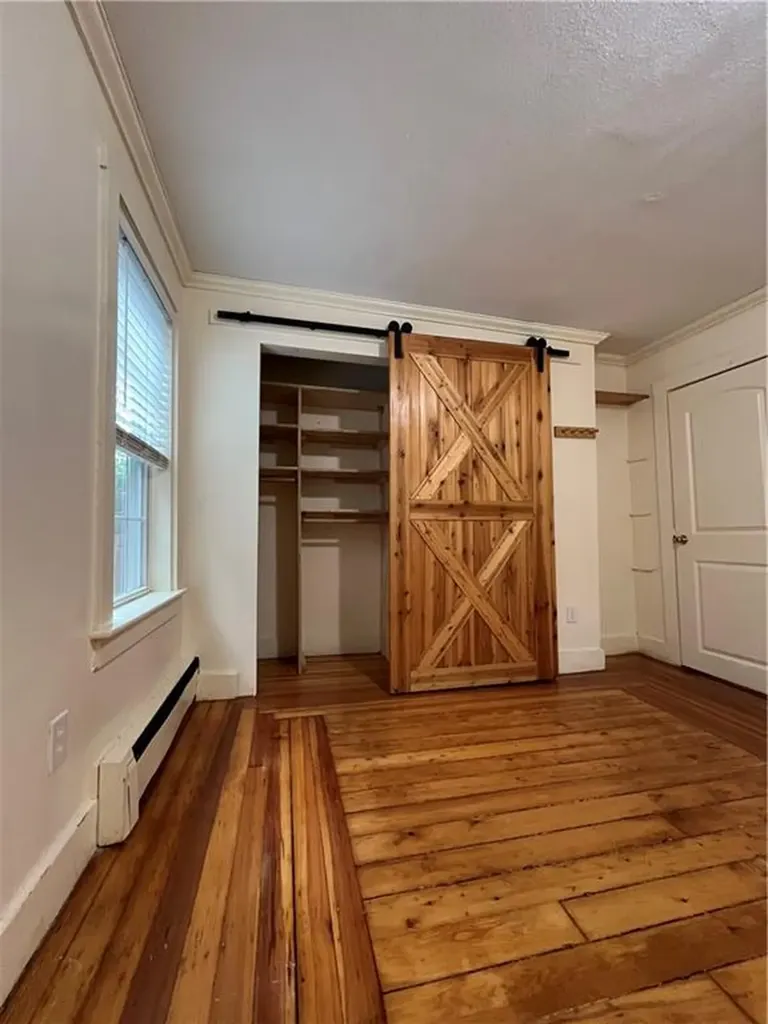 12 Washington Street Bristol RI 02809