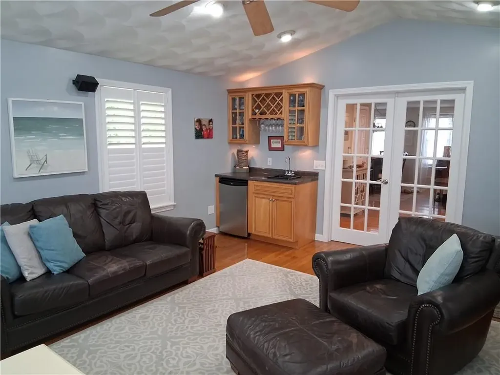 104 Peaked Rock Road South Kingstown RI 02879