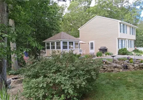 104 Peaked Rock Road South Kingstown RI 02879