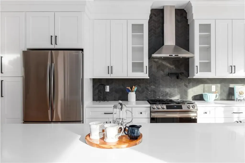 15 Dawsons Circle South Kingstown RI 02879
