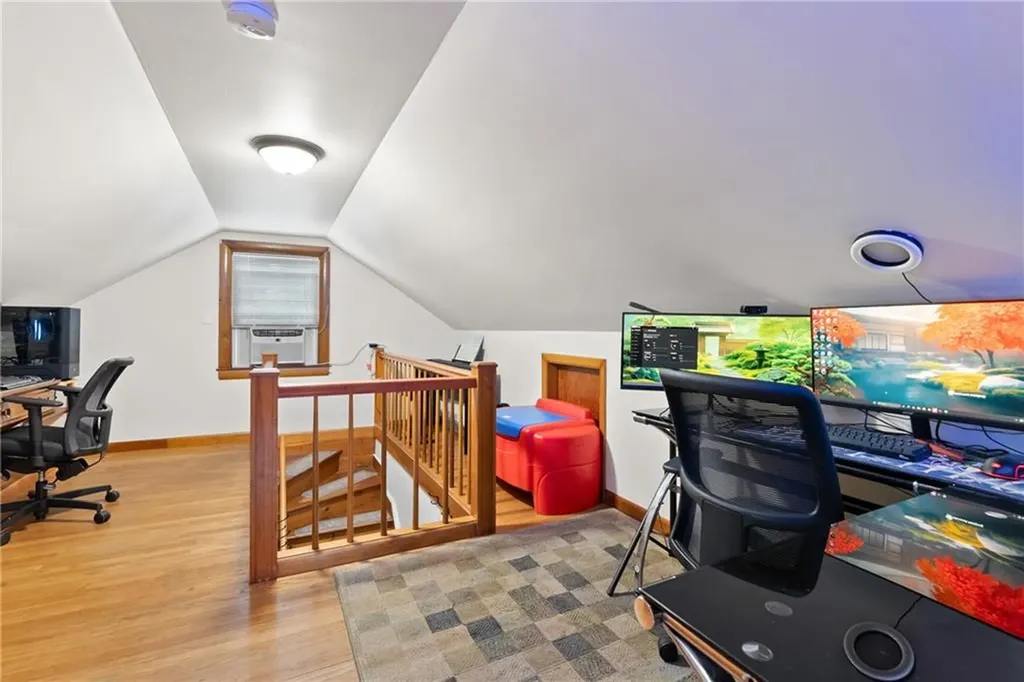 1472 Wampanoag Trail East Providence RI 02915
