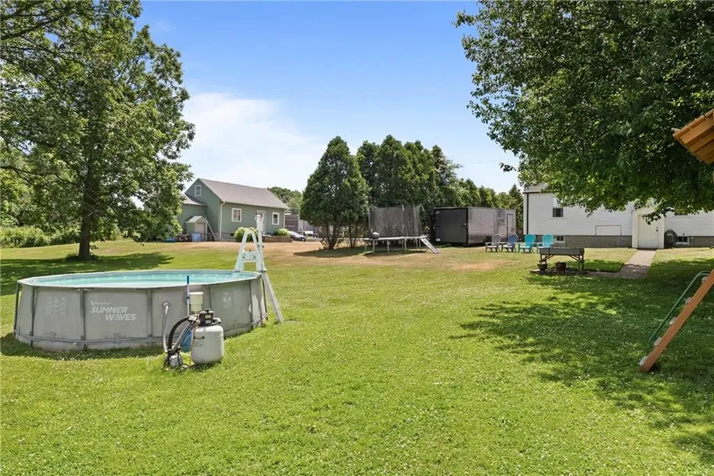 1472 Wampanoag Trail East Providence RI 02915