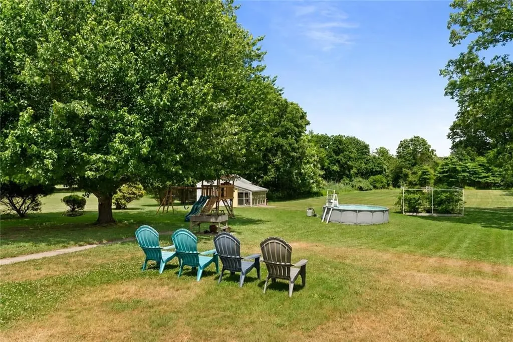 1472 Wampanoag Trail East Providence RI 02915