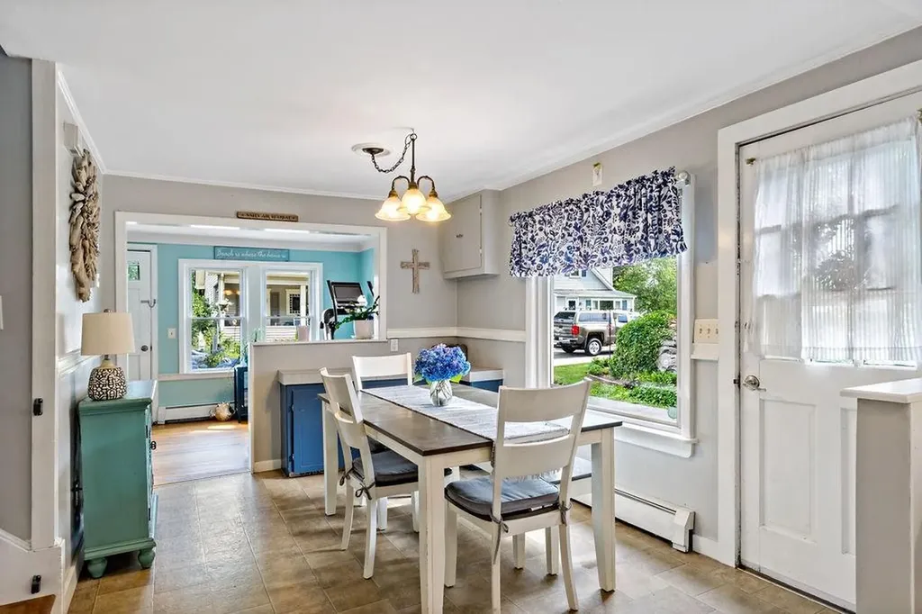 37 Platt Street Bristol RI 02809
