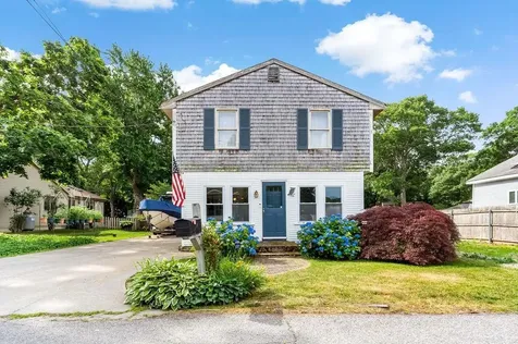 37 Platt Street Bristol RI 02809