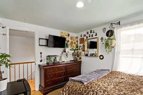 37 Platt Street Bristol RI 02809