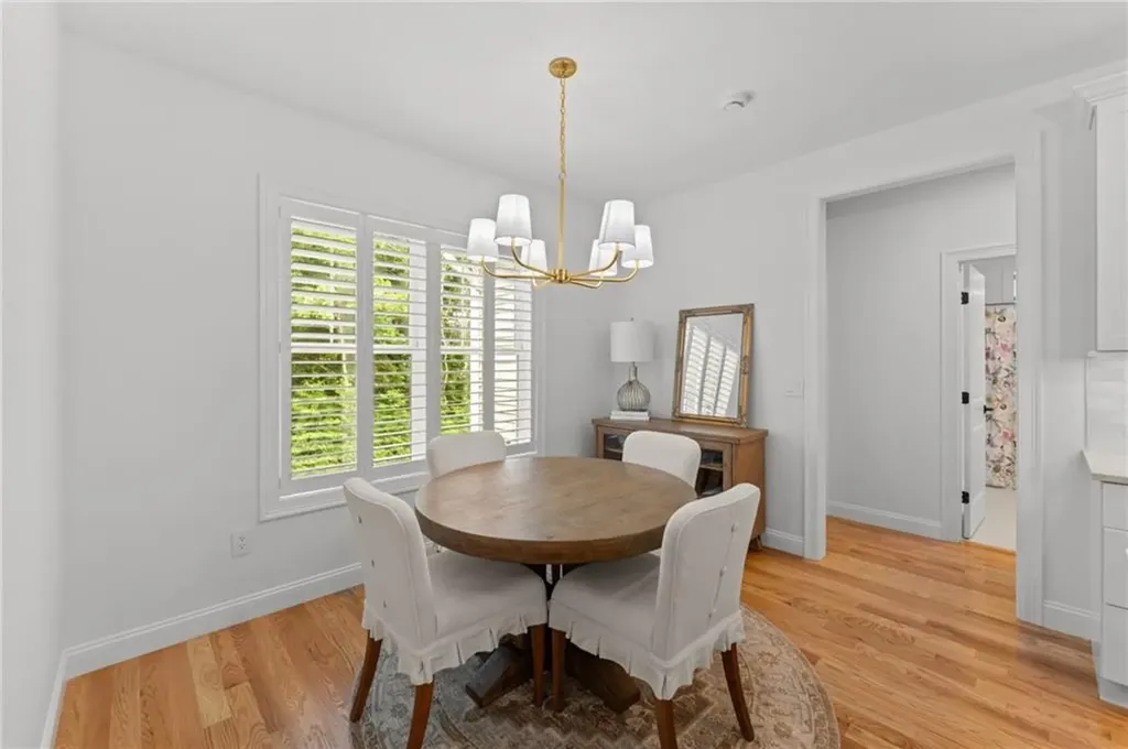 124 Oak Street South Kingstown RI 02879