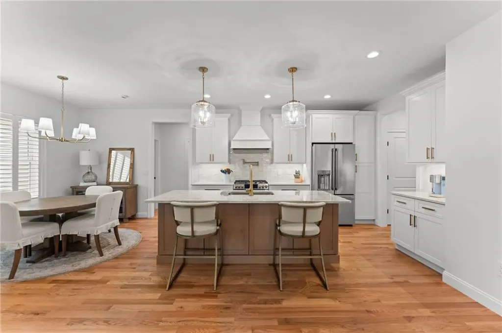 124 Oak Street South Kingstown RI 02879