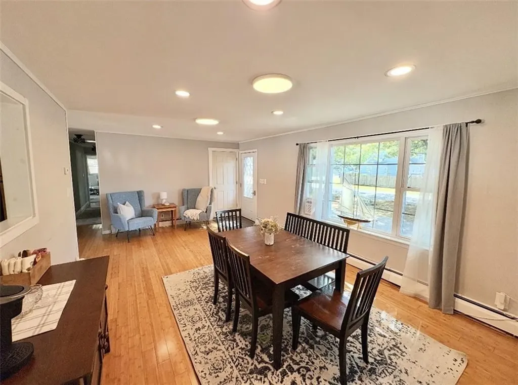 262 Pequot Avenue Warwick RI 02889