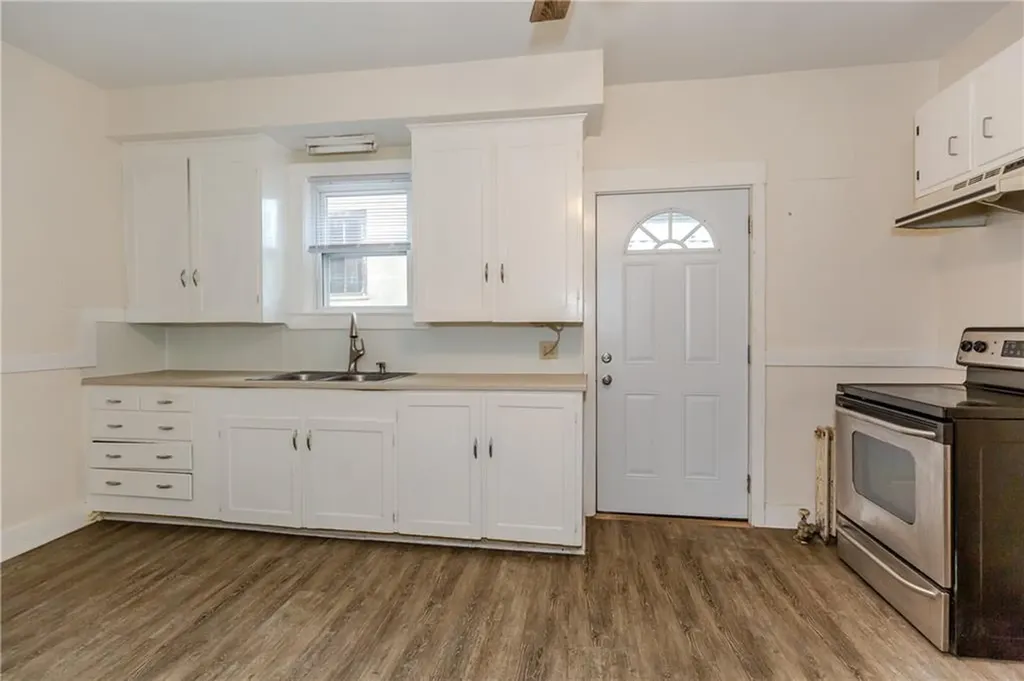 60 62 Greene Street Woonsocket RI 02895