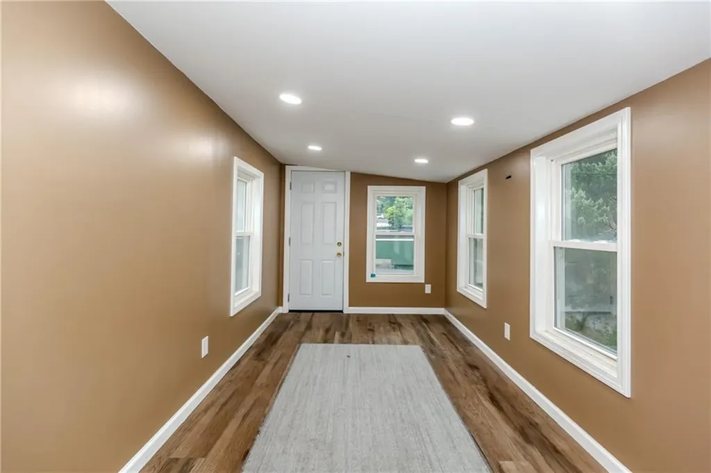 60 62 Greene Street Woonsocket RI 02895