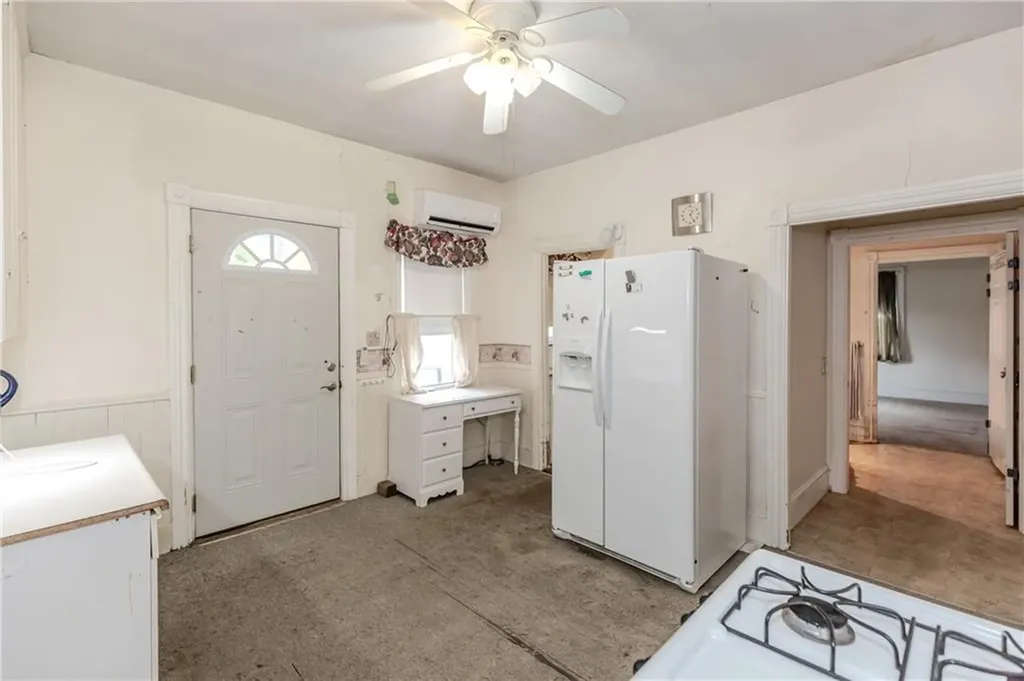 60 62 Greene Street Woonsocket RI 02895
