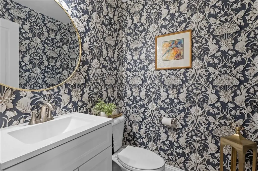 80 Preston Drive Warwick RI 02886