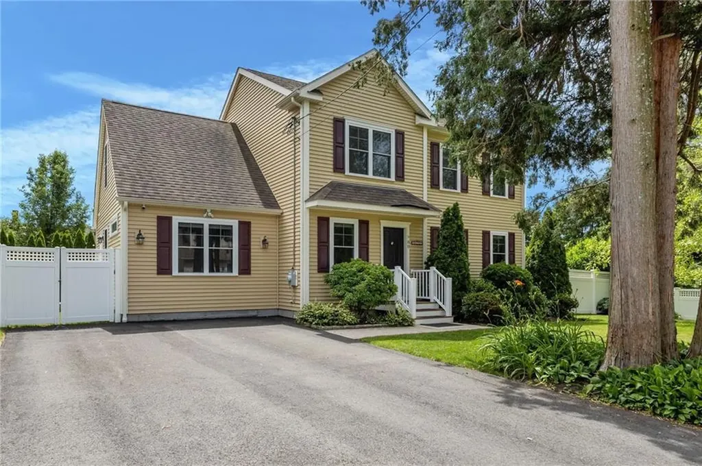 80 Preston Drive Warwick RI 02886