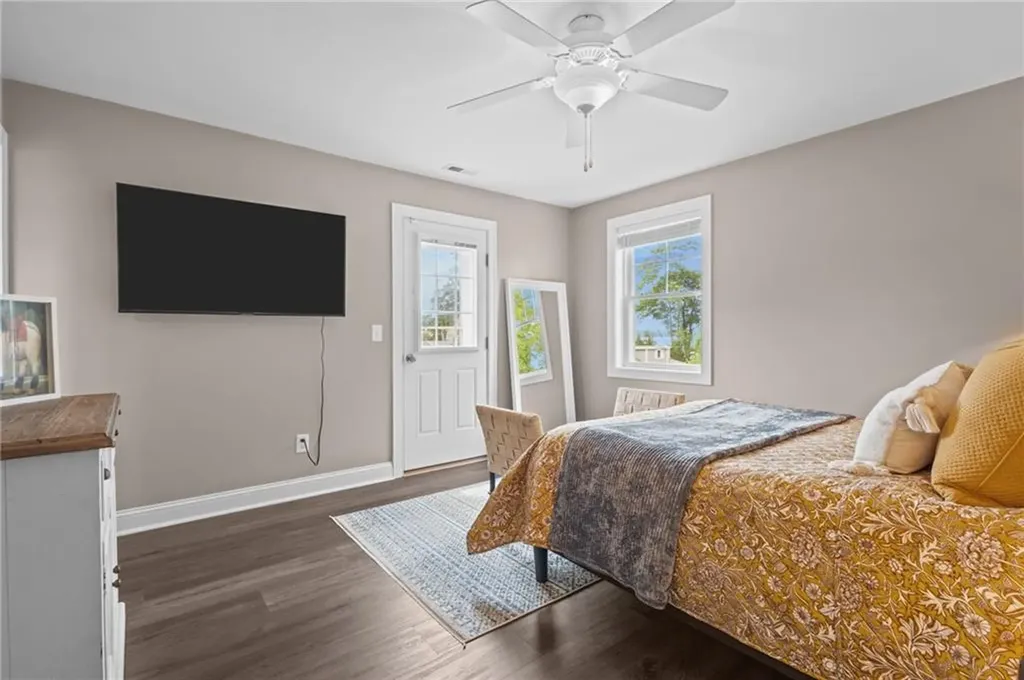 80 Preston Drive Warwick RI 02886