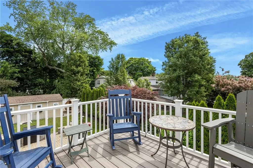 80 Preston Drive Warwick RI 02886