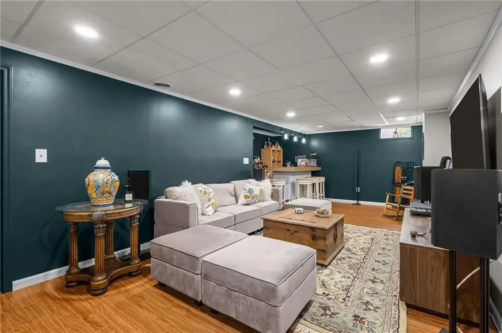 80 Preston Drive Warwick RI 02886