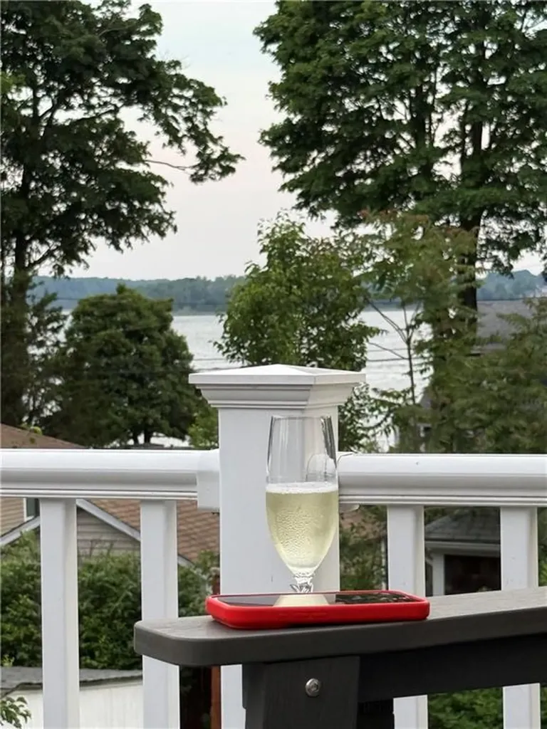 80 Preston Drive Warwick RI 02886