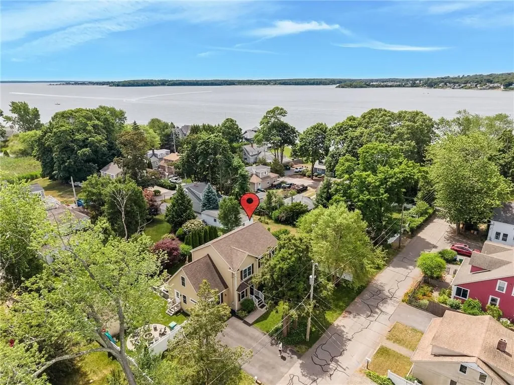 80 Preston Drive Warwick RI 02886