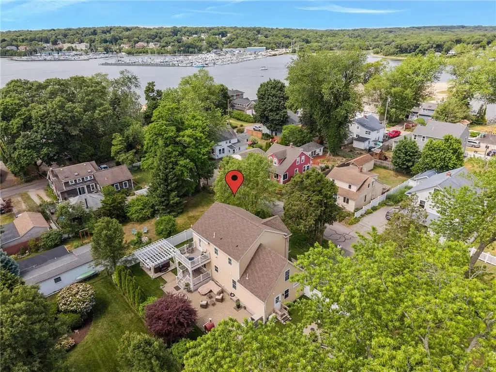 80 Preston Drive Warwick RI 02886