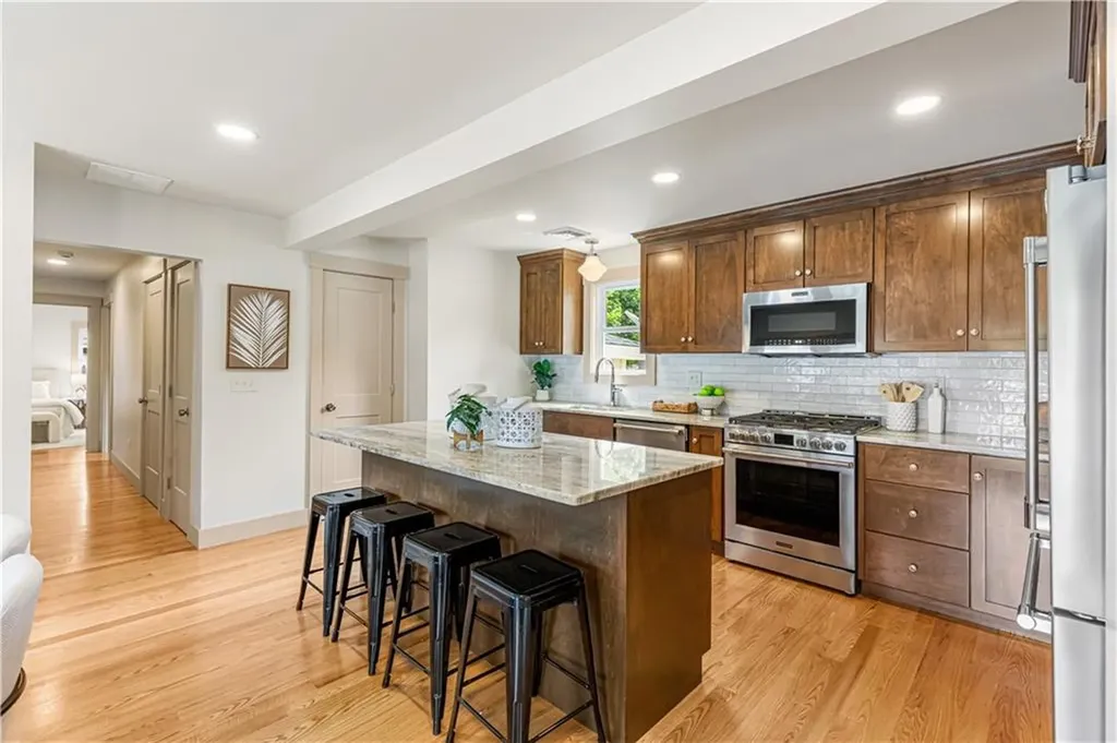 210 Promenade Street Barrington RI 02806