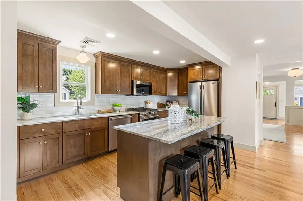210 Promenade Street Barrington RI 02806
