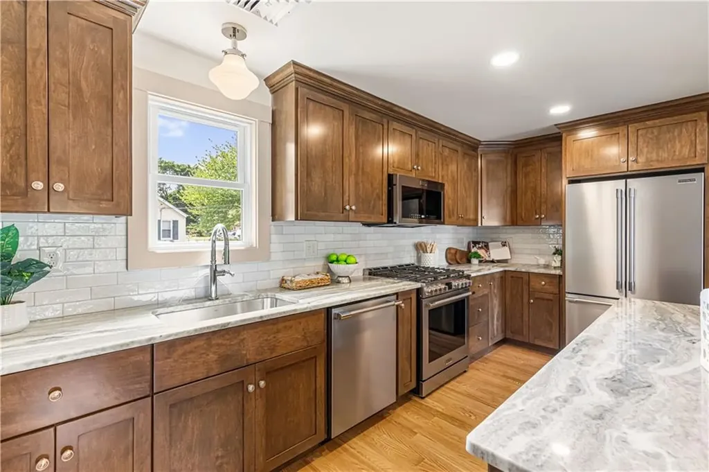 210 Promenade Street Barrington RI 02806
