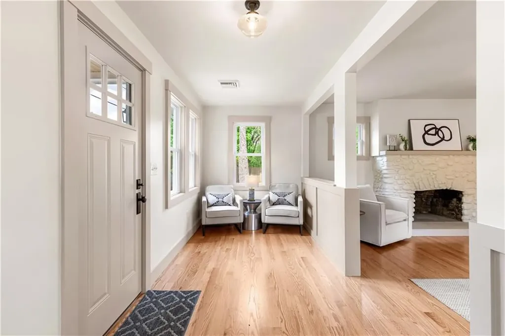 210 Promenade Street Barrington RI 02806