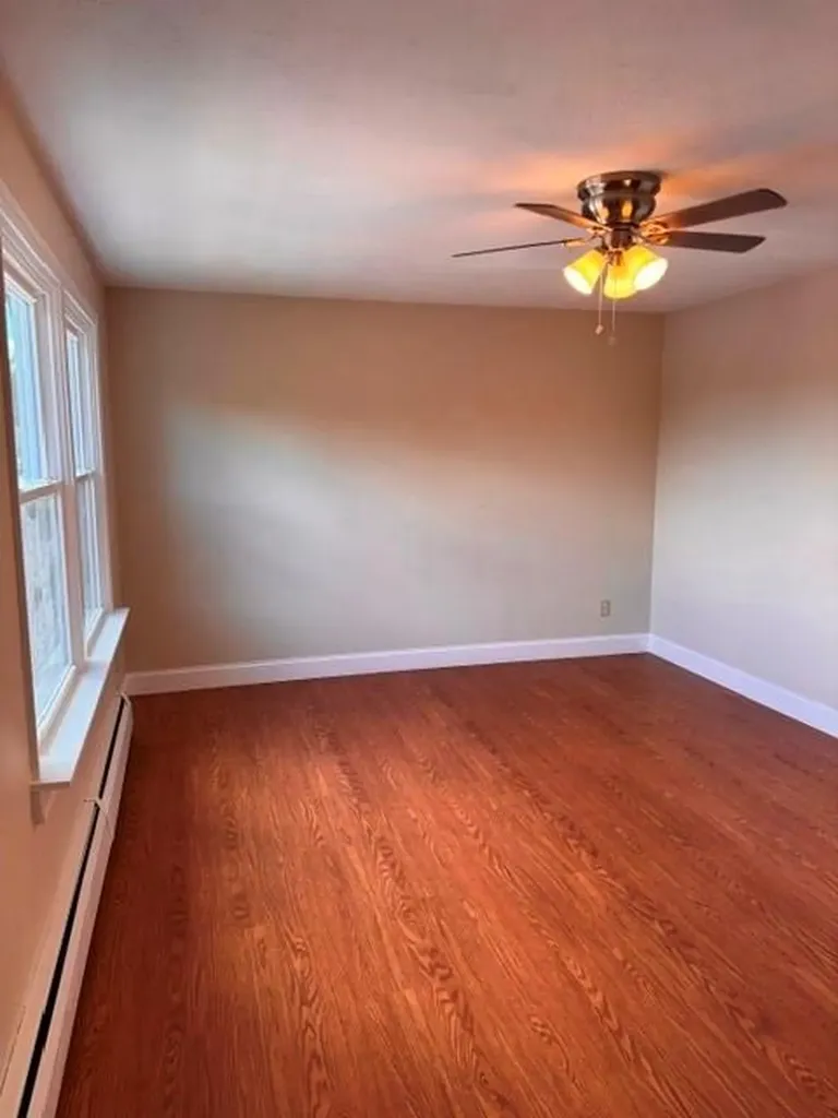 32 34 Bowles Court Pawtucket RI 02860