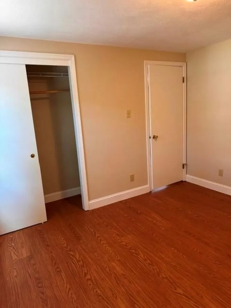 32 34 Bowles Court Pawtucket RI 02860