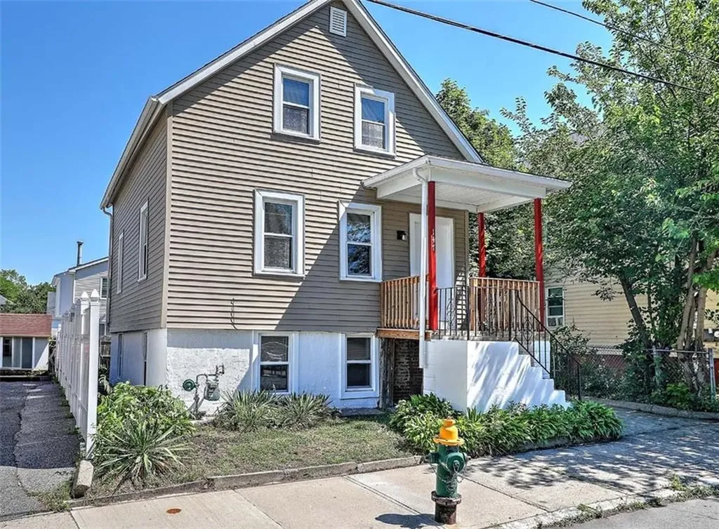 147 Pomona Avenue Providence RI 02908
