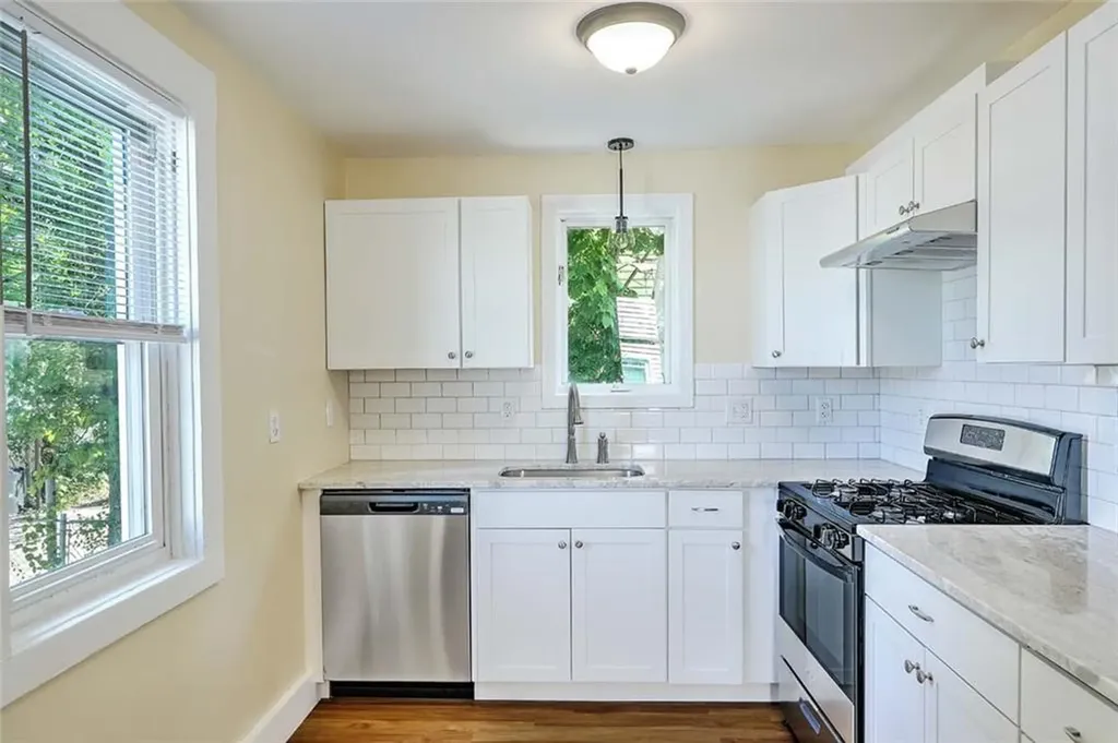 147 Pomona Avenue Providence RI 02908