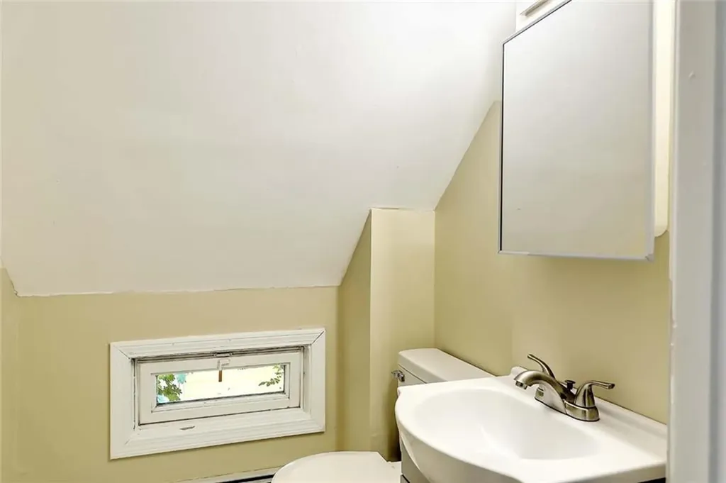 147 Pomona Avenue Providence RI 02908