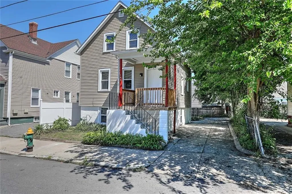 147 Pomona Avenue Providence RI 02908