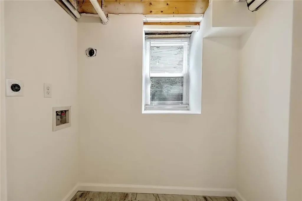 147 Pomona Avenue Providence RI 02908