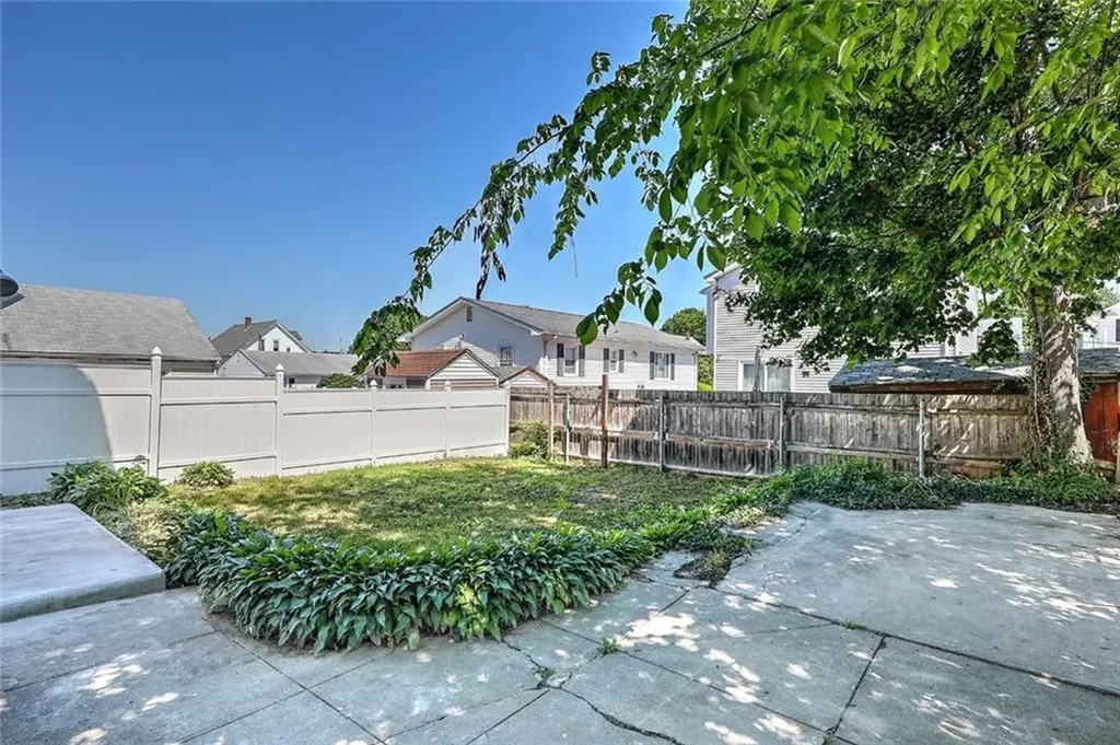 147 Pomona Avenue Providence RI 02908