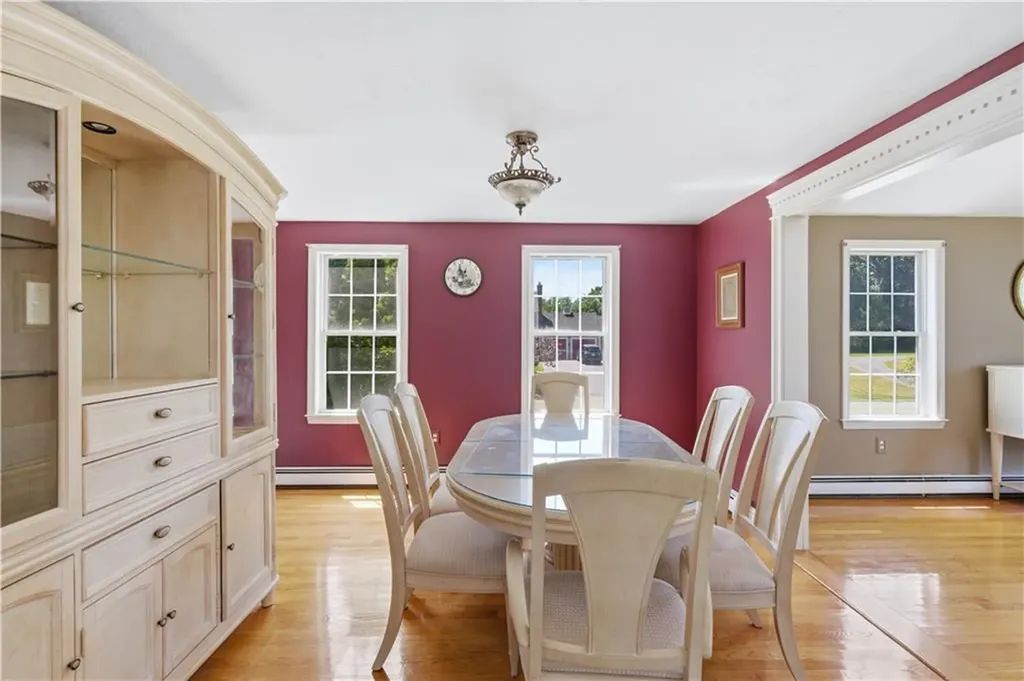 27 Charles Avenue Uxbridge MA 01569