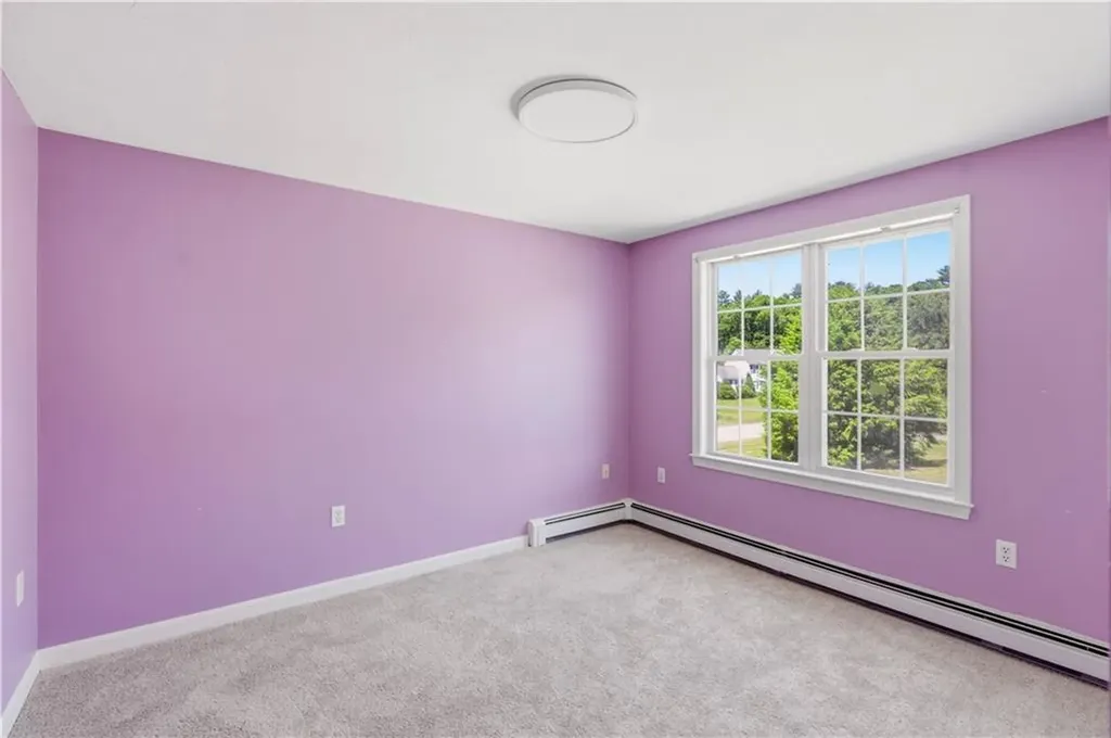 27 Charles Avenue Uxbridge MA 01569
